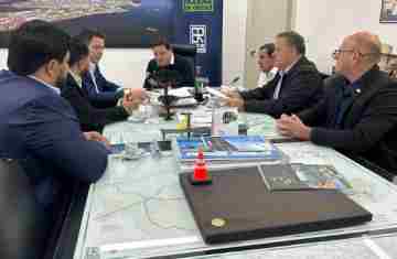 Guaraniaçu recebe recursos para renovação da frota da Saúde